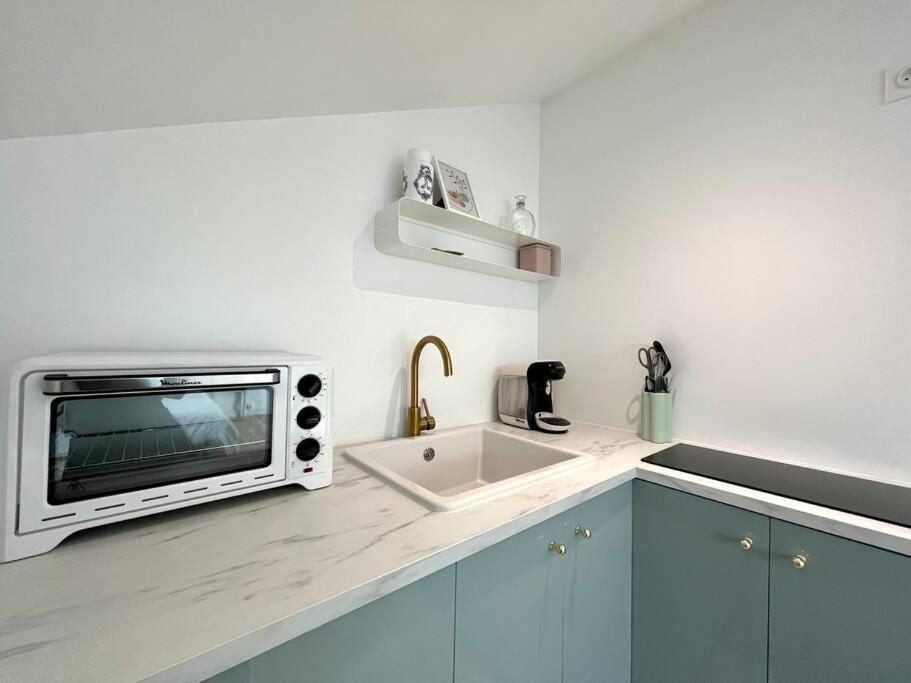 Ferienwohnung Studio Jade : Charmant Logement Place Clemenceau Pau Exterior foto